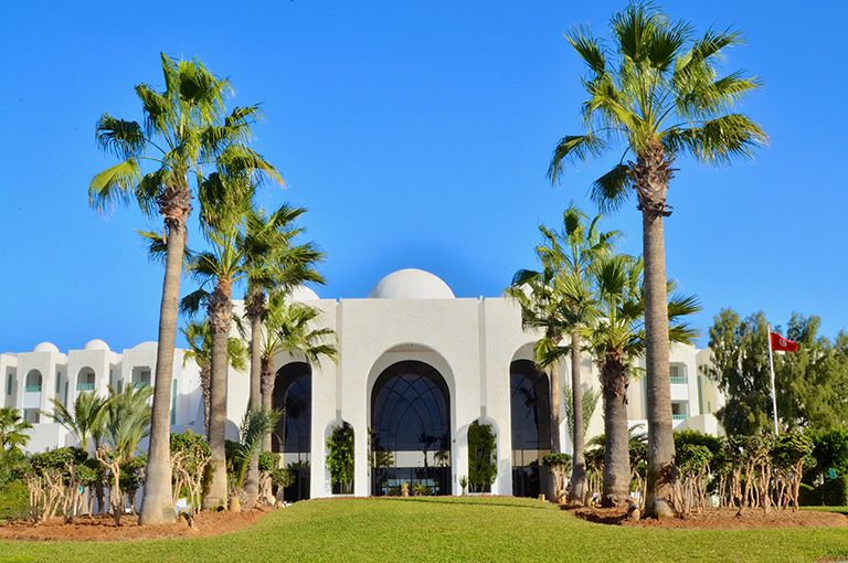 SEJOUR CURE REMISE EN FORME 6 JOURS/ 4 SOINS, ROYAL GARDEN PALACE 5*, tout compris (7 nuits) pas cher photo 2