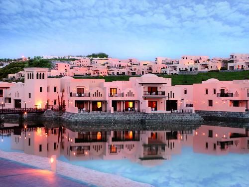 Hôtel Fram Expériences Cove Rotana Resort Ras Al Khaimah 5* pas cher photo 4