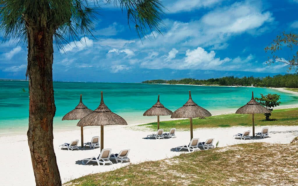 Hôtel Emeraude Beach Attitude 3* pas cher photo 1