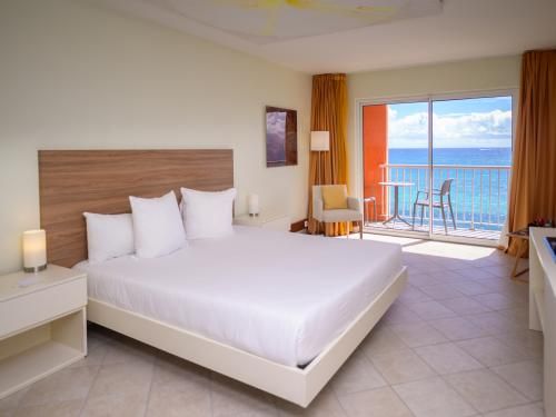 Hôtel Arawak Beach Resort 4* pas cher photo 2