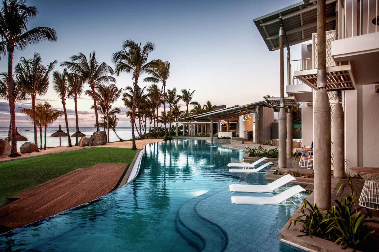 Victoria Beachcomber Resort & Spa - 4.5* pas cher photo 1