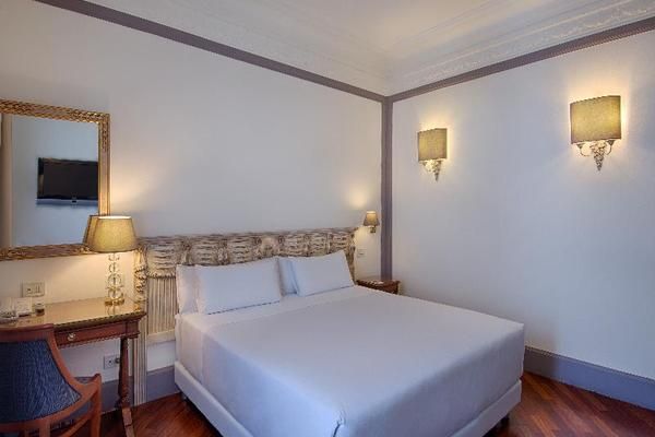 Nh Firenze Anglo American 4* pas cher photo 1