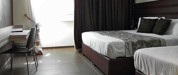 California 3* pas cher photo 2