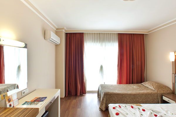 Lims Bona Dea Beach Hotel 4* pas cher photo 5