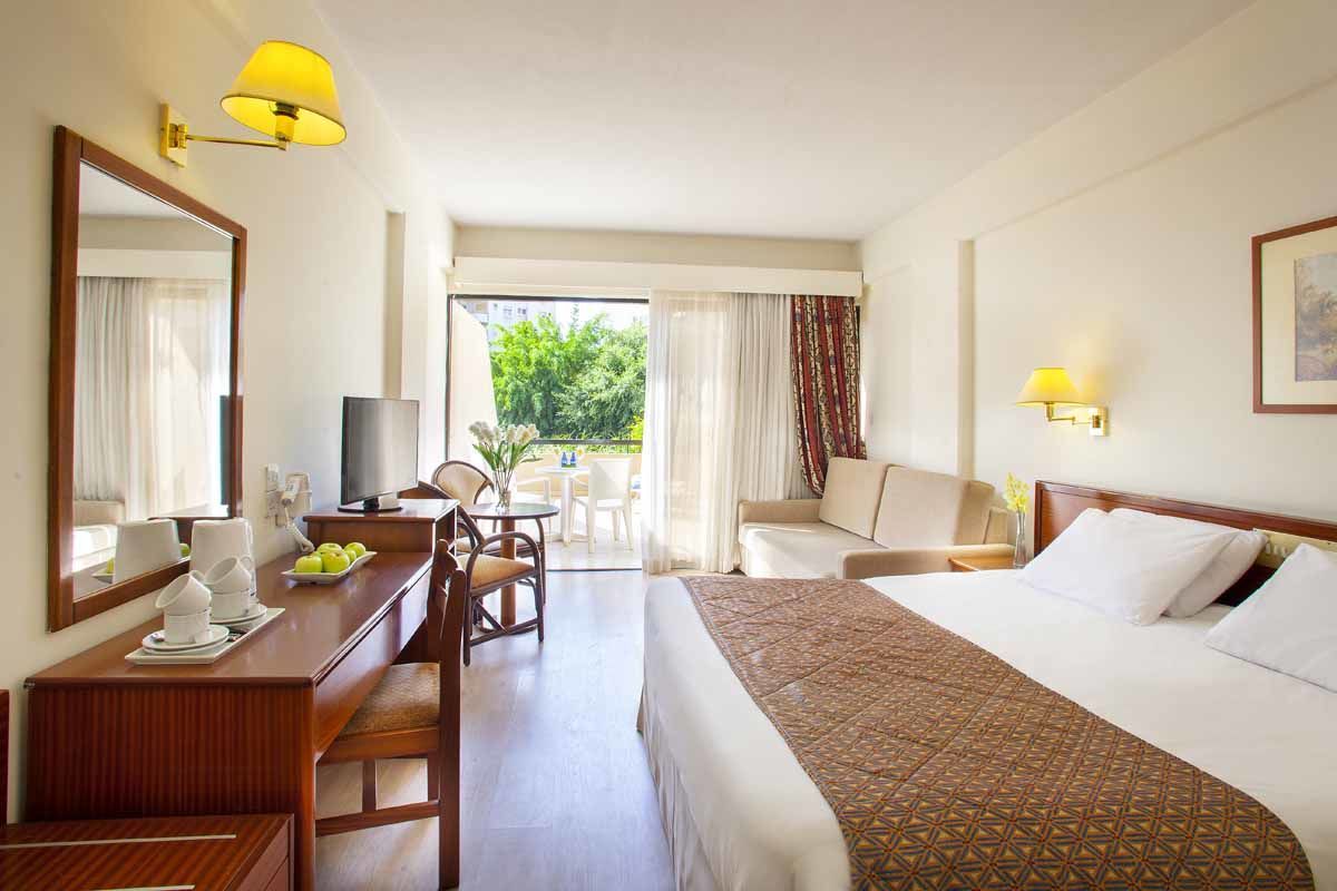 Odysseia Kapetanios 3* sup à Limassol pas cher photo 6