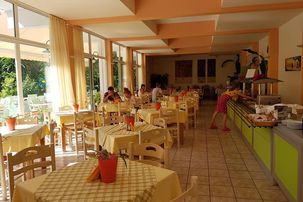 Hôtel Ipsos Beach pas cher photo 9