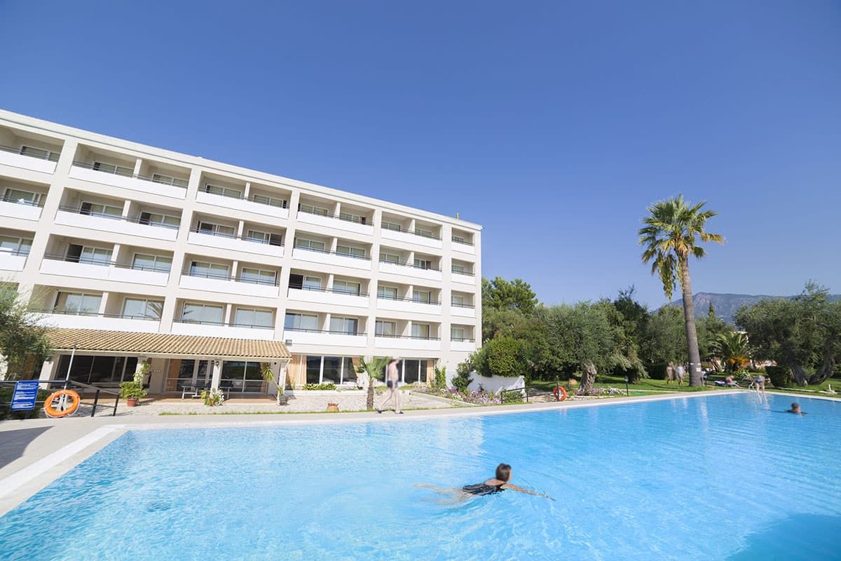 Hôtel Elea Beach pas cher photo 1